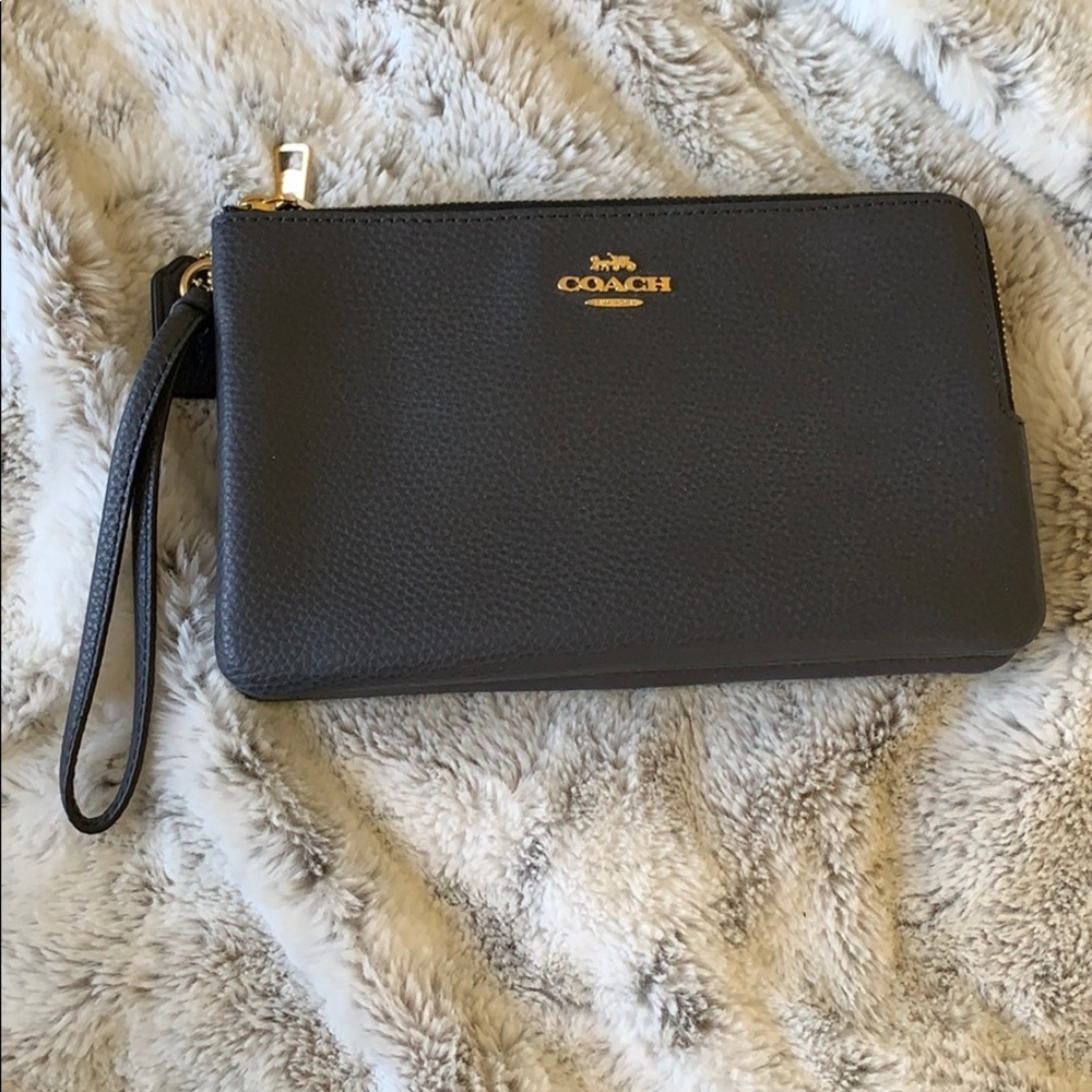 Navy Coach clutch
